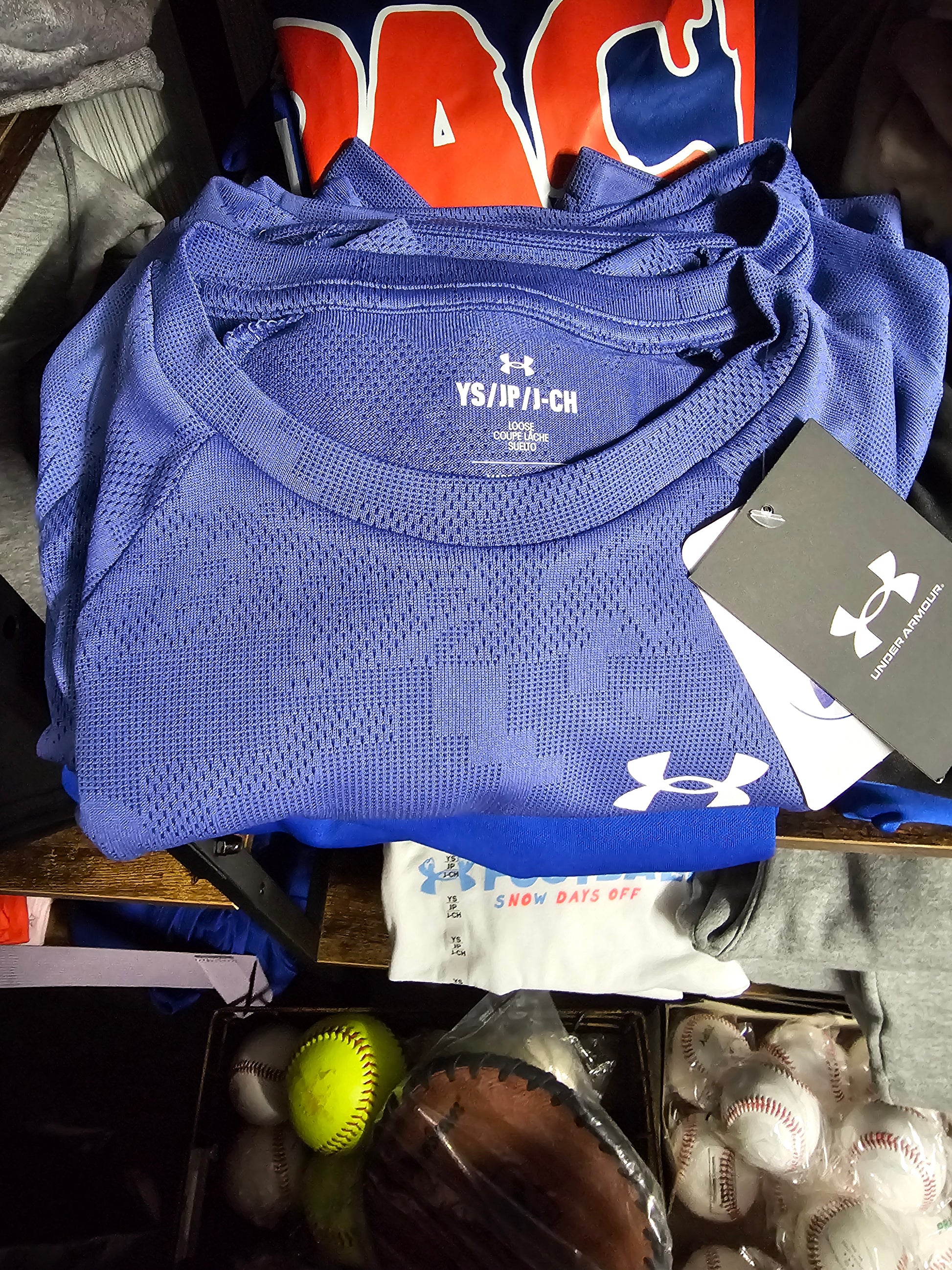 Youth UA logo tee shirts