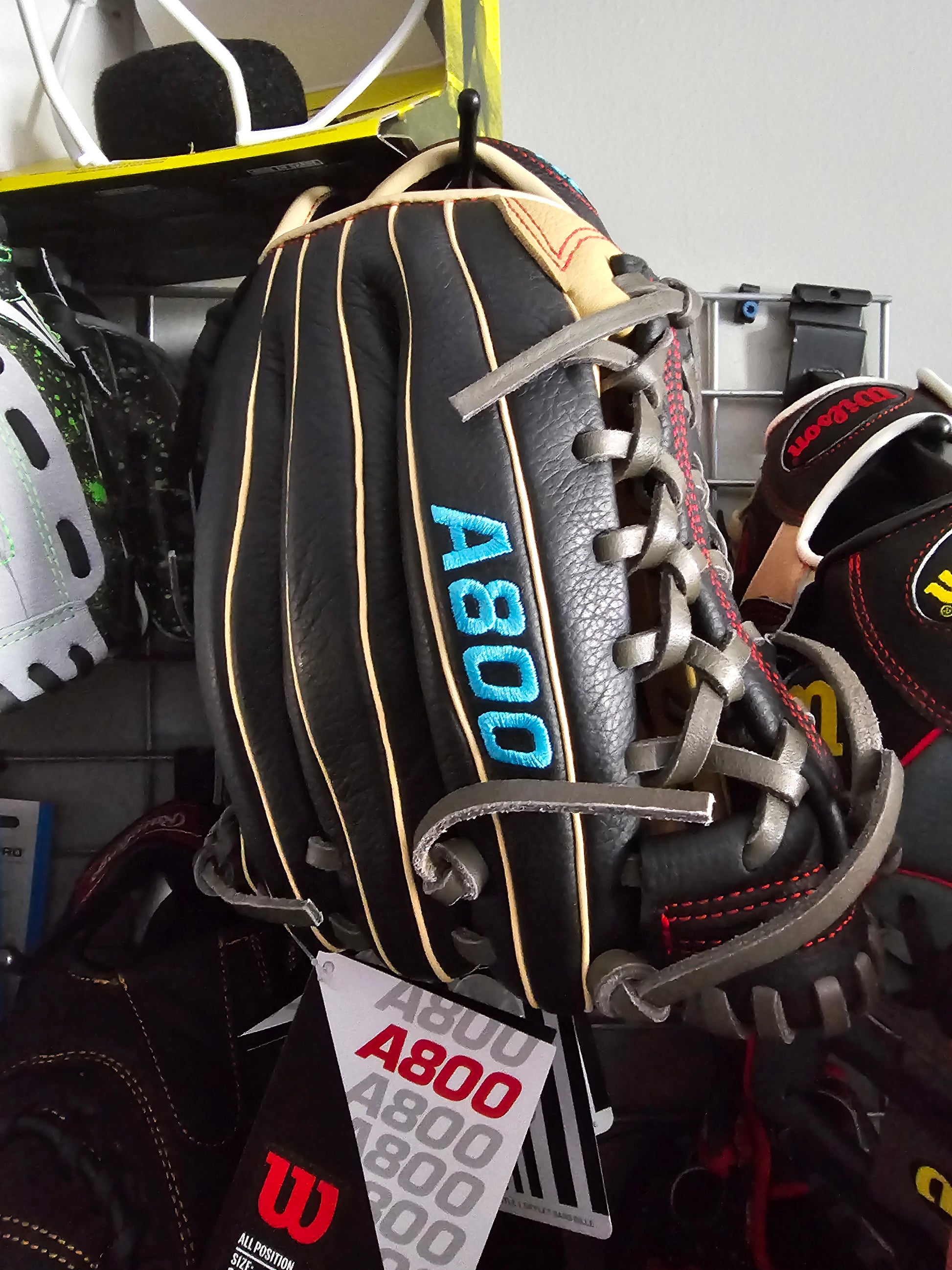 Wilson A800 Elite Utility BB Glove 12.5 inch