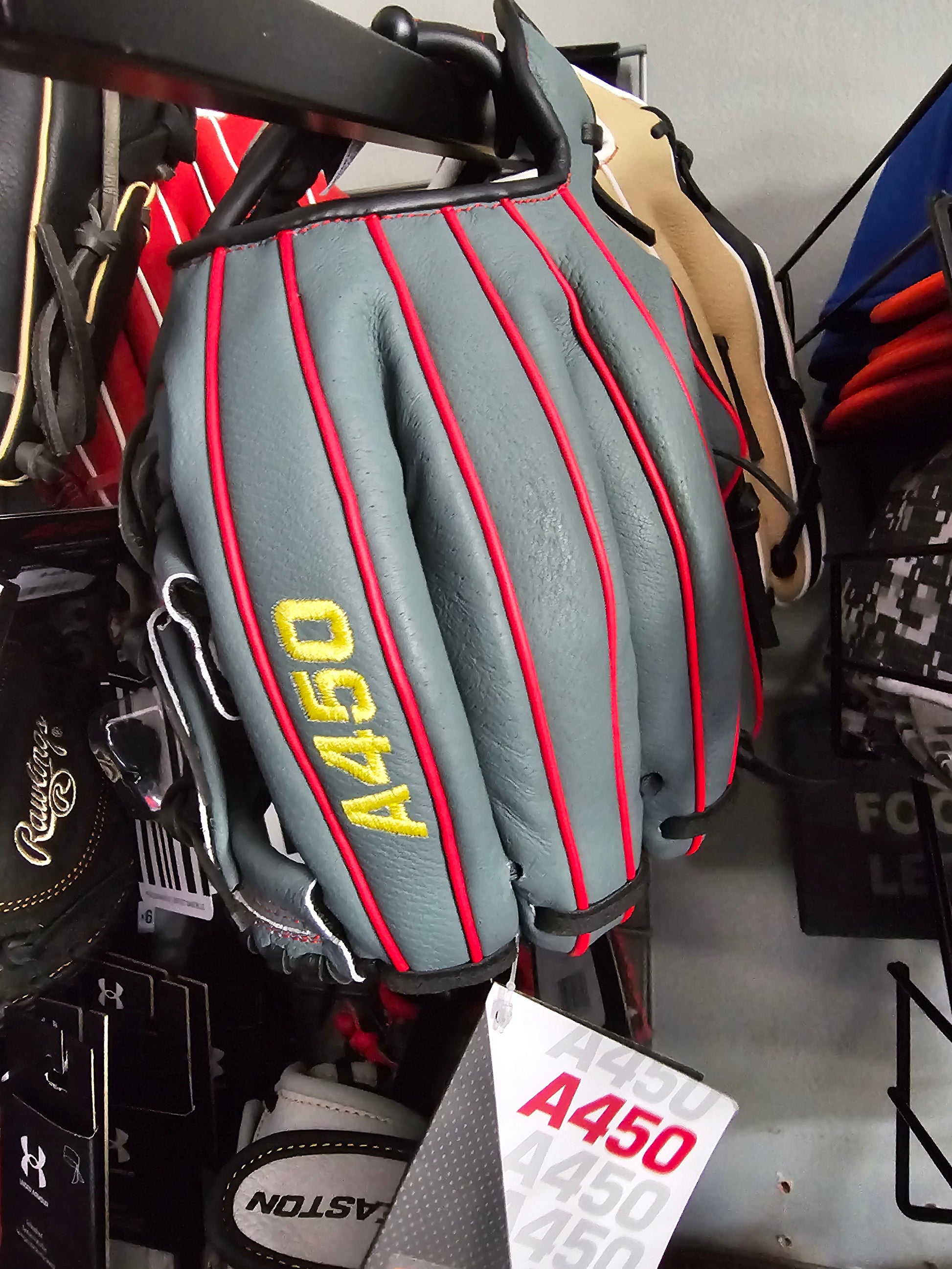 Wilson A450 BB Glove 11.5 Inch