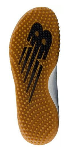 New Balance Fresh Foam 3000 V7 Turf Shoes